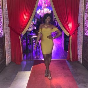 Amazing Mustard bandage dress